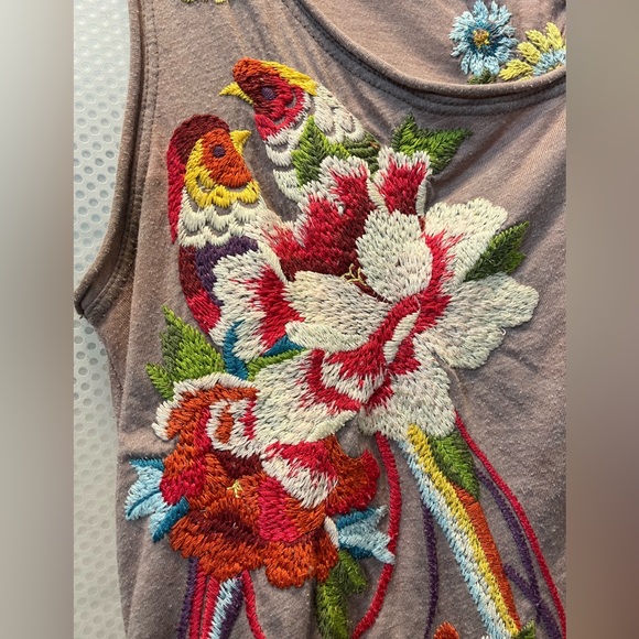 Johnny Was top JW Los Angeles joy/love/light - Picture 2 of 5